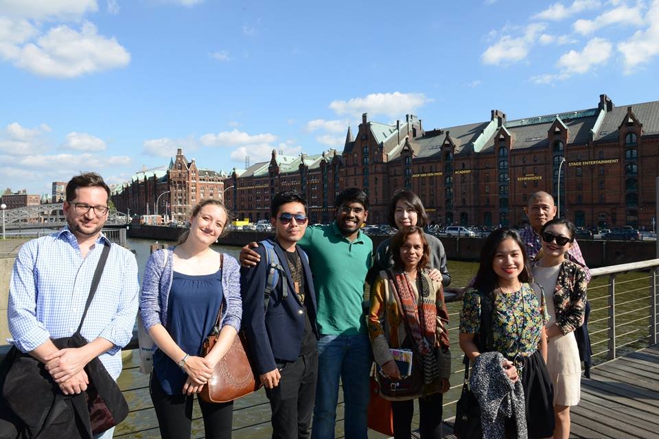 img-1537182505.jpg