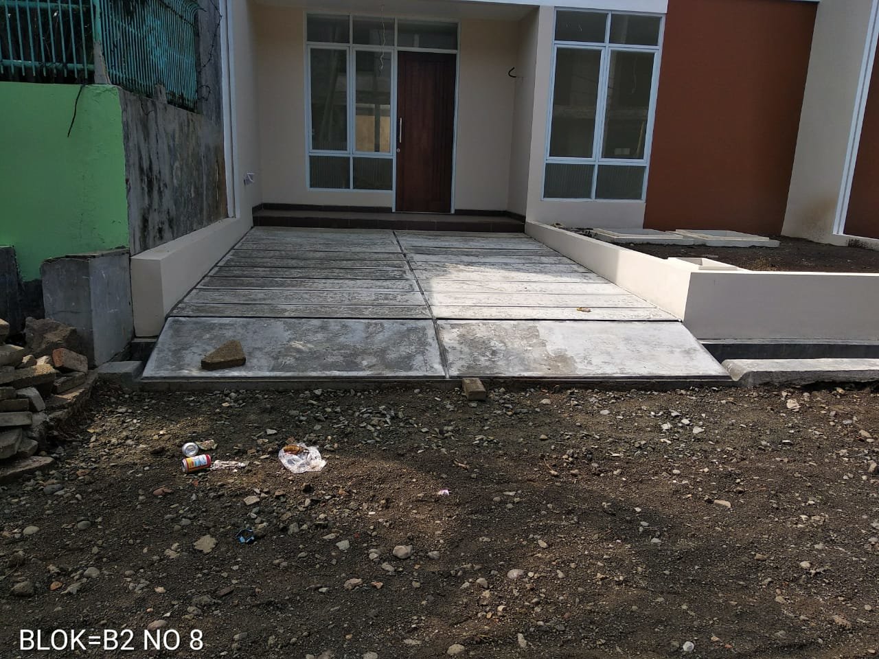 img-1547367355.jpg