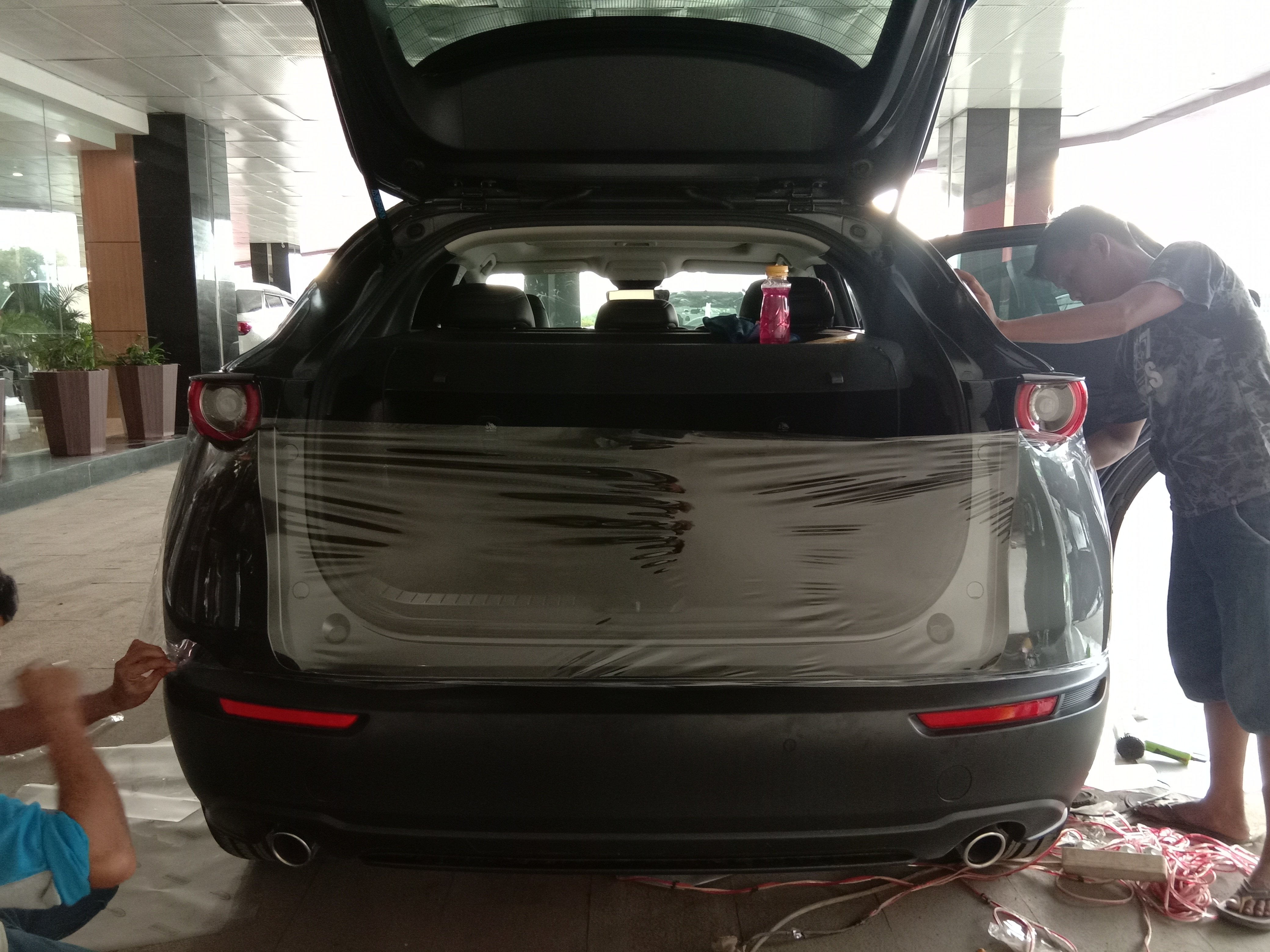 Jasa pasang wrapping sticker mobil