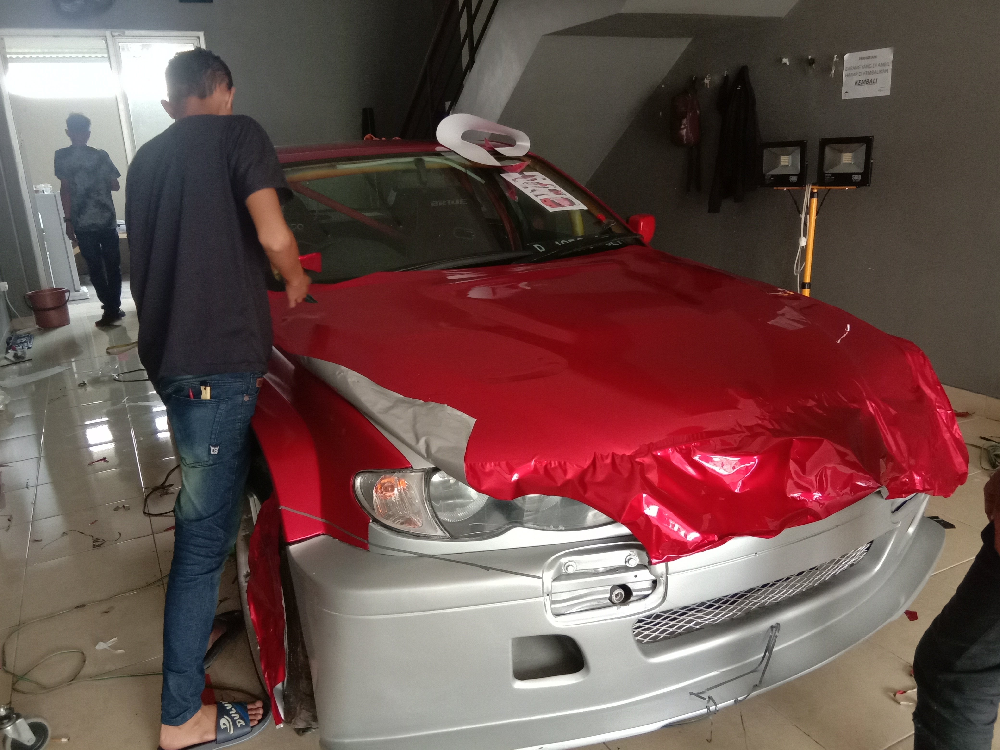 Jasa pasang sticker mobil Jakarta