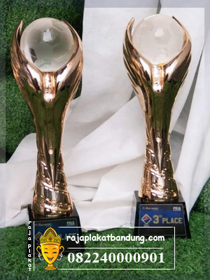 piala resin, piala sepakbola, jual piala resin, jual piala sepakbola, toko piala resin, toko piala sepakbola, contoh piala sepak bola, contoh piala resin, grosir piala sepakbola, grosir piala resin, pusat piala resin, piala penghargaan sepakbola, plakat badnng, rajaplakat badung, piala custom, jual piala custom, toko piala custom, piala custom bandung