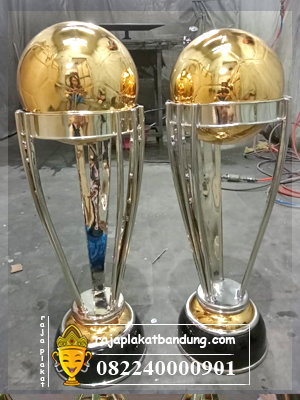 piala sepakbola, piala costum, piala resin, piala bandung, plakat bandung