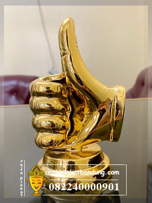 piala custom, jual piala resin, jual piala custom, toko piala custom, pusat piala custom, piala custom bandung, piala tangan, piala jempol, piala custom, piala banung, piala mewah, plakat tangan, plakat resin, plakat jempol, plakat resin, souvenir tangan, souvenir jempol, souvenir piala