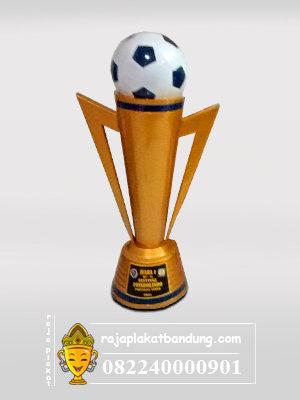 piala sepakbola, piala resin, piala bandung, plakat bandung