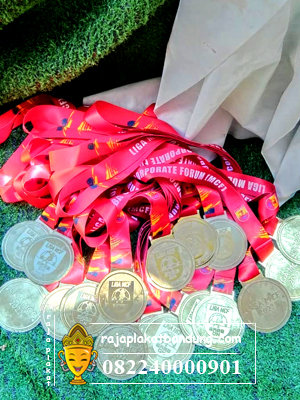 medali loga mfc, medali premium, medali bandung, jual medali bandung, harga medali bandung, desain medali bandung, contoh medali, medali sepakbola, desain medali, harga medali, rajaplakat bandung, desain medali emas, contoh medali emas, desain medali perak, contoh medali perak, toko medali bandung, pusat medali bandung,