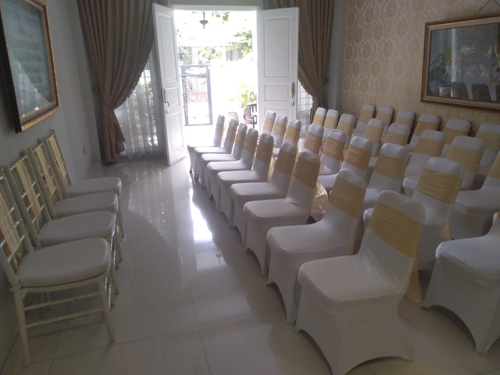 img-1667319281.jpg