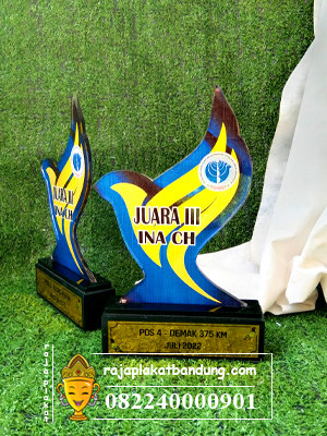 piala pomsi, piala akrilik, piala merpati, piala merpati akrilik, piala burung, piala kontes burung, piala lovebird, piala kenari, piala gantangan, piala akrilik burung, piala akrilik bandung, piala akrilik, piala kejuaraan, piala bandung, piala premium, piala custom, piala akrilik pomsi, piala pomsi, plakat pomsi, plakat akrilik, plakat akrilik pomsi