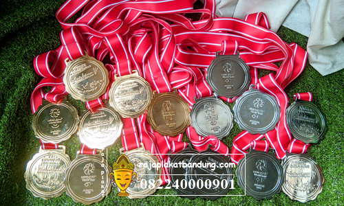 medali logam, toko medali, medali kuningan, toko medali kuningan, pusat medali kuningan, medali bulutangkis, jual medali bulutangkis, medali hsbc silver, medali hsbc, medali badminton hsbc, medali buluangkis hsbc,, medali daihatsu master gold, medali daihatsu master silver, medali badminton daihatsu, medali bulutangkis daihatsu,medali badminton bhayangkara, medali badminton, medali bulutangkis, contoh medali badminton, contoh medali bulutangkis, desain medali badminton, desain medali bublutangkis, medali bwf, medali viva, medali indonesia open, medali thomas cup, , medali premium, medali bandung, jual medali bandung, harga medali bandung, desain medali bandung, contoh medali, medali sepakbola, desain medali, harga medali, desain medali emas, contoh medali emas, desain medali perak, contoh medali perak, toko medali bandung, pusat medali bandung, medali kejuaraan, contoh medali kuningan, contoh medali emas, pusat medali bandung