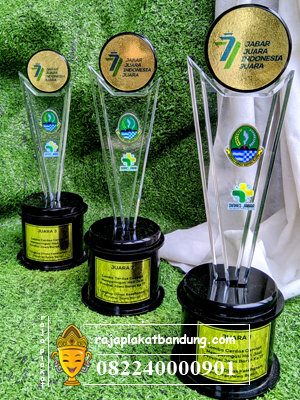 piala akrilik, jual piala akrilik, toko piala akrilik,