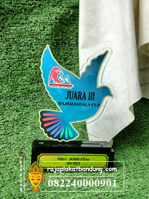 piala rajamandala, piala ace pigeon, piala akrilik, piala merpati, piala merpati akrilik, piala burung, piala kontes burung, piala lovebird, piala kenari, piala gantangan, piala akrilik burung, piala akrilik bandung, piala akrilik, piala kejuaraan, piala bandung, piala premium, piala custom, piala akrilik pomsi, piala pomsi, plakat pomsi, plakat akrilik, plakat akrilik pomsi, contoh piala akrilik, desain piala akrilik