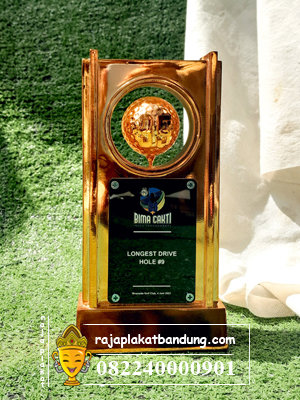 piala bima cakti, piala golf, contoh piala golf, desain piala golf, jual piala golf, toko piala golf, pusat piala golf, piala premium, piala custom, toko piala golf, piala kuningan, piala logam, contoh piala logam, deasin piala logam