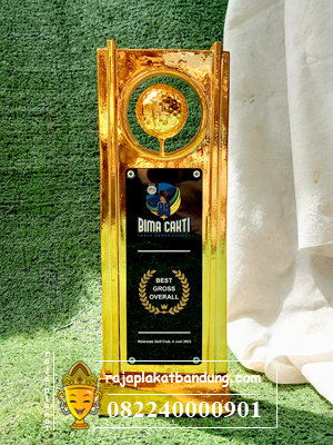 piala bima cakti, piala golf, piala olahraga golf, piala logam, piala golf bandung, toko piala golf, pusat piala golf, penghargaan golf, jual piala golf, pusat piala golf, grosir piala golf, piala golf bandung, raja plakat bandung, plakat piala, plakat golf, hadiah golf