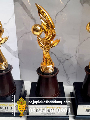 piala golf ppsa, piala golf, contoh piala golf, jual piala golf, desain piala golf, jual piala golf bandung, toko piala golf bandung, jual piala golf, pusat piala golf, toko piala golf bandung