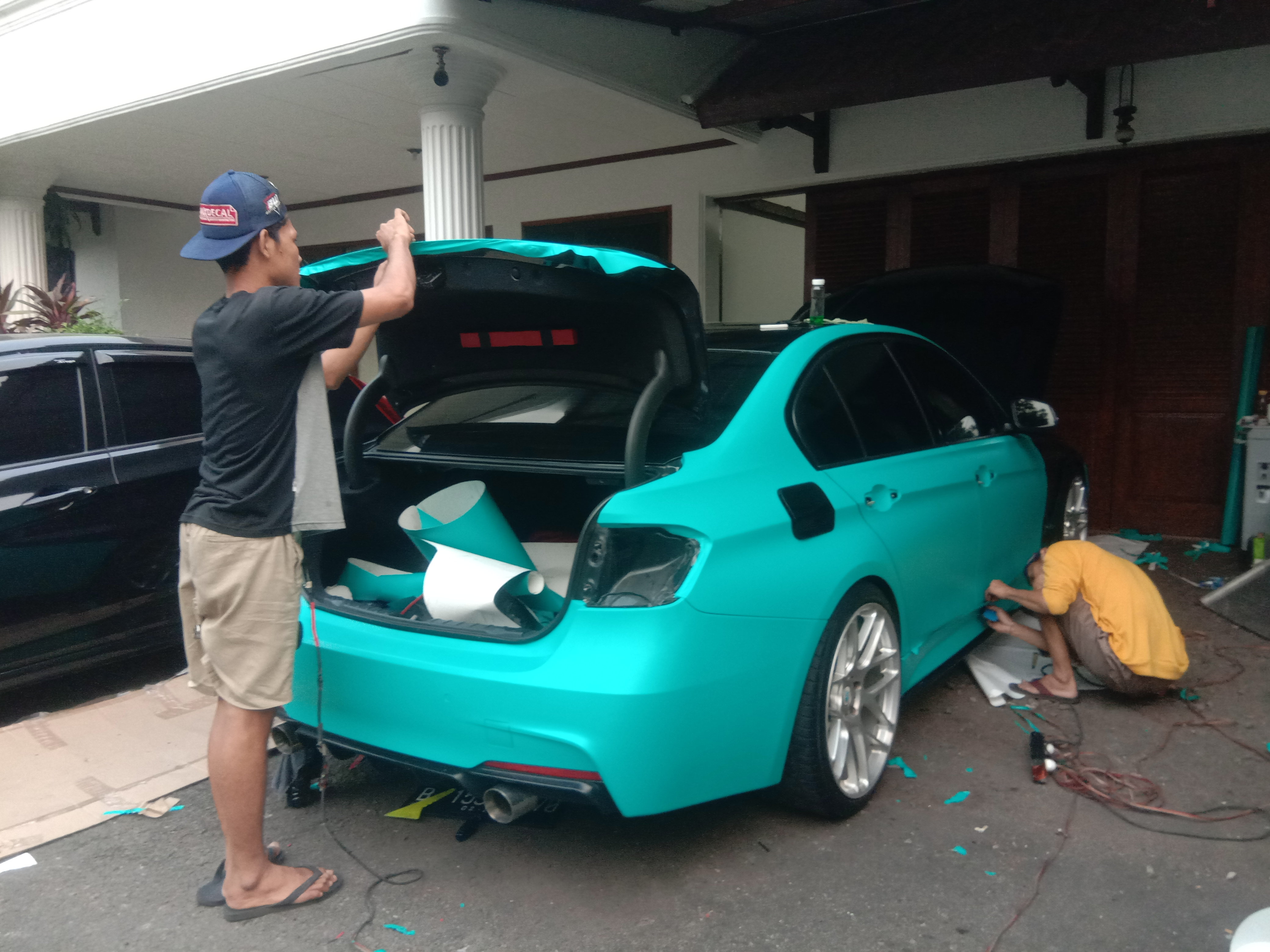 Jasa Wrapping sticker mobil Jakarta