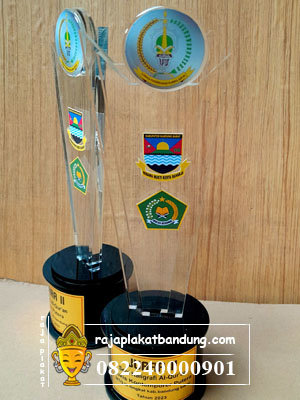 piala akrilik, jual piala akrilik, toko piala akrilik, piala mtq kbb, piala akrilik, piala stq, contoh piala mtq, desain piala mtq, piala mtq bandung, piala alquran, jual piala mtq, contoh piala mtq, jual piala custom, piala custom bandung, piala baca alquran, piala qiroah