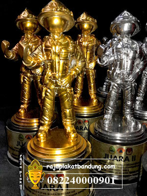 piala custom, jual piala custom, toko piala custom, contoh piala custom, piala bpbd, plalat badan penaggulangan bencana daerah, plakat bpd, plakat penanggulangan bencana, miniatur bpbd, miniatur bpd, contoh miniatur bpbd, plakat penghargaan, plakat dinas, plakat penghargaan dinas, plakat penghargaan pemerintah, plakat murah bandung, miniatur murah, desian miniatur, contoh miniatur keren, plakat dinas, piala dinas penanggulangan bencana