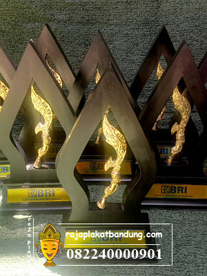 souvenir bank bri, souvenir bank, souvenir perusahaan, souvenir corporate, souvenir bank indonesia, souvenir bandung, plakat souvenir, cinderamata perusahaan, cinderamata corporate, plakat perusahaan, plakat corporate, souvenir bandung, souvenir bank, souvenir bank btn, souvenir bank bni, souvenir bank bri, souvenir bank bjb, plakat custom, souvenir custom, souvenir custom, souvenir premium, rajalakat bandung