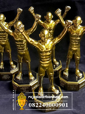 piala one pride, piala mma, miniatur manusia, miniatur binaraga, miniatur petarung, miniatur fighter, miniatur resin, miniatur mma, miniatur one pride, miniatur resin custom, custom minatur, miniatur custom, minaiatur resin custom, minatur custom resin, miniatur penghargaan, miniatur resin bandung, jual miniatur, toko miniatur, jual miniatur bandung, contoh miniatur mma, desain miniatur mma, desain miniatur one pride, minaitur resin bandung, plakat resin, miniatur jakarta, toko miniatur terdekat, raja plakat bandung, souvenir bandung, souvenir premium, piala custom