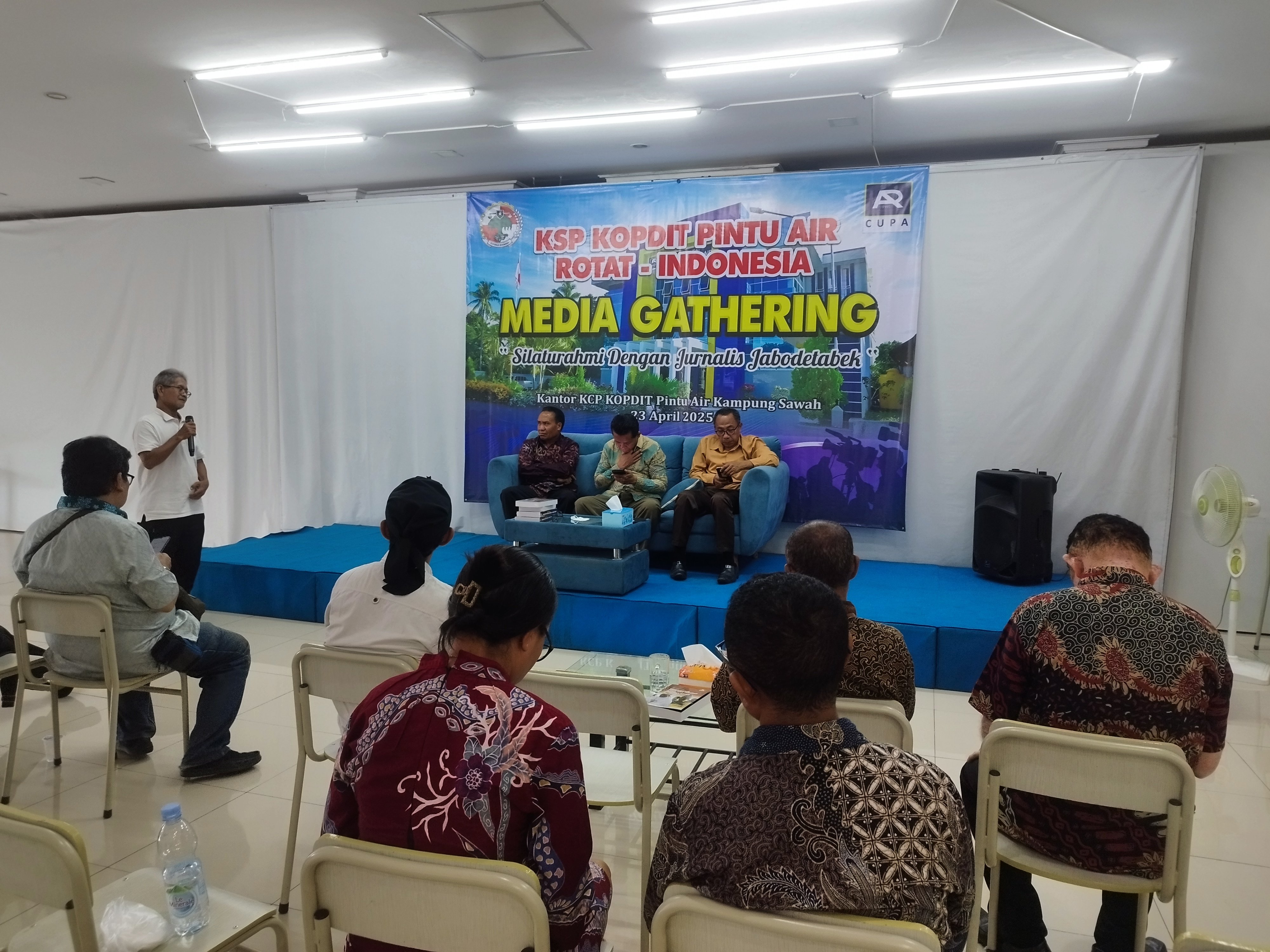 img-1746439759.jpg