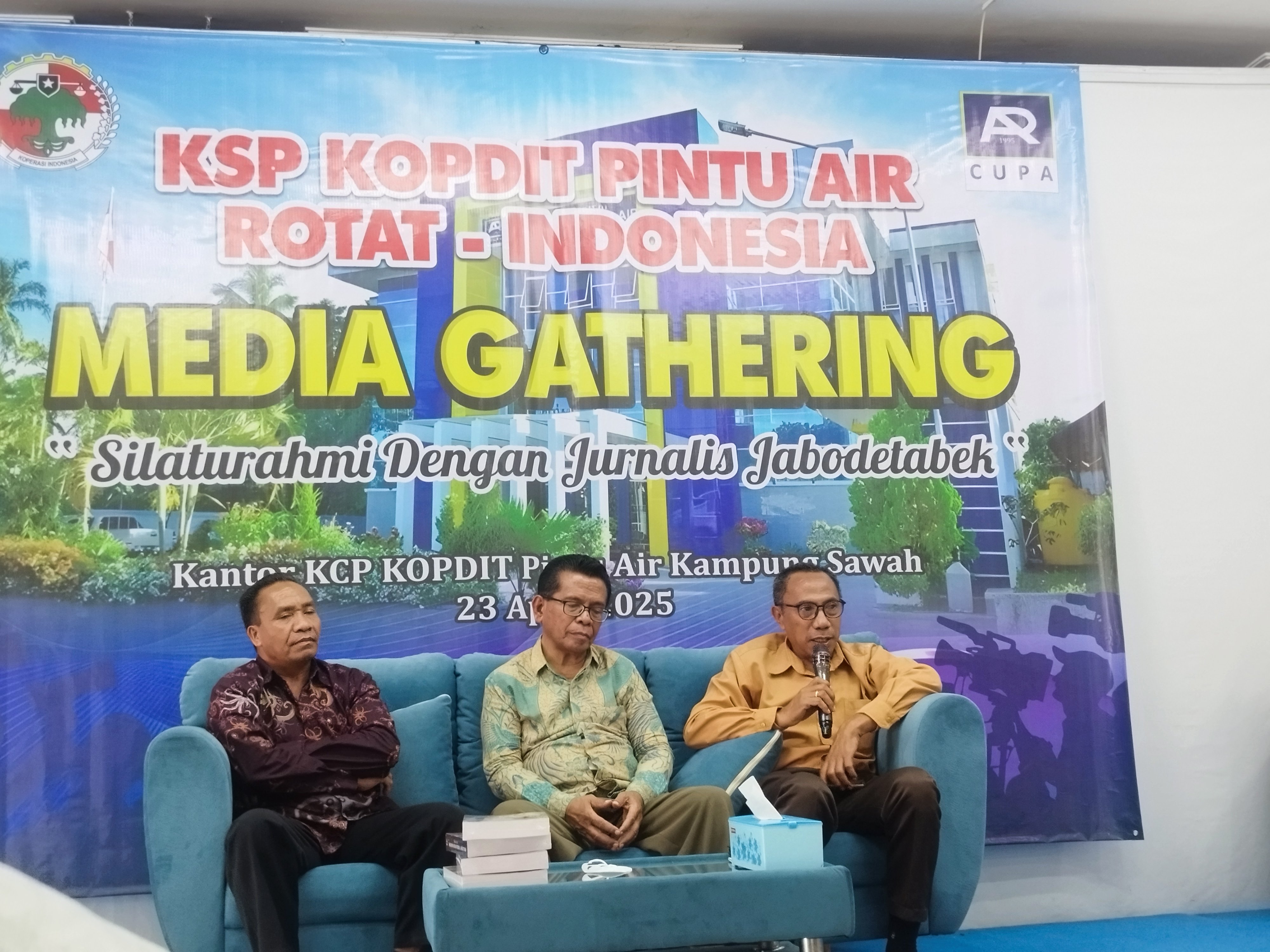 img-1746439806.jpg