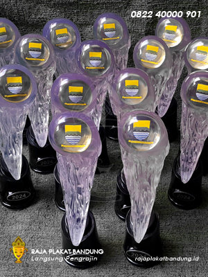souvenir cagar budaya, souvenir bandung, souvenir dinas, souvenir pemerintahan, souvenir resin, souvenir bandung, souvenir walikota, souvenir pemerintahan, souvenir perusahaan custom, souvenir resin, souvenir perusahaan resin, souvenir perusahaan bahan resin, piala resin, souvenir plakat, plakat souvenir, plakat pemerintahan, souvenir pemerintahan bandung, souvenir pemerintahan custom bandung, souvenir corporate, souvenir corporate bandung, custom souvenir, souvenir custom, souvenir perusahaan di bandung, contoh souvenir perusahaan, souvenir custom murah, plakat bandung, raja plakat bandung, piala custom, piala custom bandung