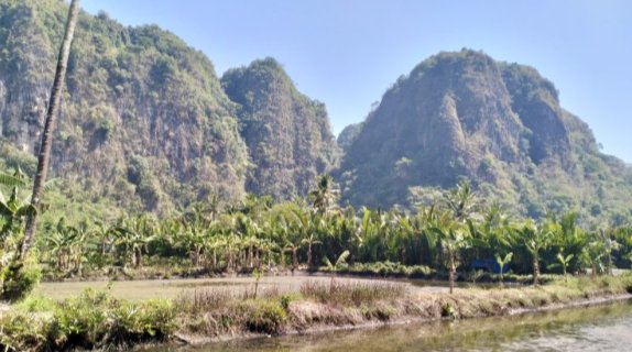 img-1760058918.jpg