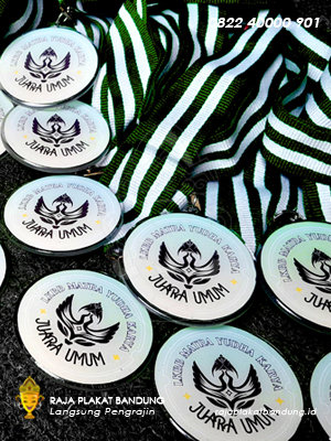 medali LKBB, medali lomba LKBB, medali akrilik LKBB, medali akrilik, medali bahan akrilik, medali juara LKBB, medali baris berbaris, medali lomba PBB, medali PBB akrilik, medali ekskul PBB, medali plastik bening, medali ringan tahan lama, medali desain custom LKBB, medali sekolah akrilik, medali logam, medali custom, medali custom bandung, medali perak, jual medali, contoh medali, medali kejuaraan, contoh medali kejuaraan, desain medali, raja plakat bandung, souvenir premium, piala custom