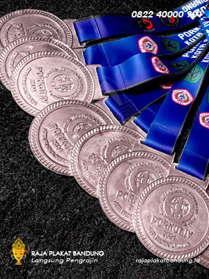 medali Porkot, medali logam Porkot, medali lomba Porkot, medali kejuaraan Porkot, medali bahan logam, medali logam olahraga, medali turnamen kota, medali atlet Porkot, medali juara Porkot, medali custom logam, medali sport event, medali resmi Porkot, medali pertandingan olahraga kota, medali logam eksklusif, medali kompetisi olahraga, medali logam, medali custom, medali custom bandung, medali perak, jual medali, contoh medali, medali kejuaraan, contoh medali kejuaraan, desain medali, raja plakat bandung, souvenir premium, piala custom