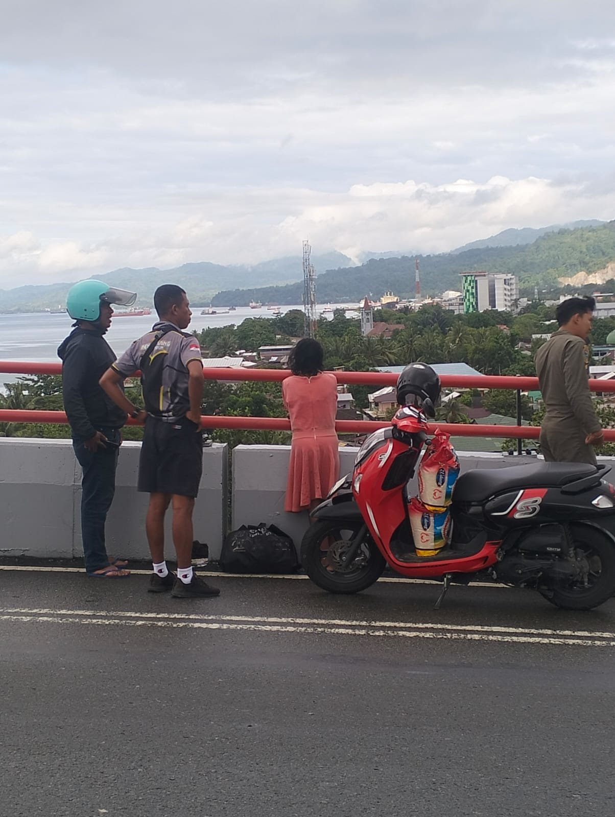 img-1778046128.jpg
