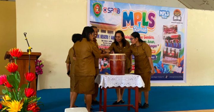 img-1783933125.jpg
