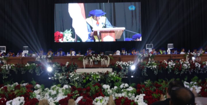 img-1785305879.jpg