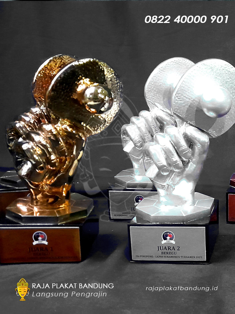 piala pingpong, piala tenis meja, piala kejuaraan tenis meja, piala turnamen pingpong, piala pingpong custom, piala olahraga tenis meja, piala lomba pingpong, piala pingpong akrilik, piala pingpong resin, piala pingpong logam, piala resin, piala resin custom, piala resin premium, piala resin elegan, piala resin penghargaan, piala resin kejuaraan, piala resin perusahaan, piala resin instansi, piala resin olahraga, piala resin eksklusif,