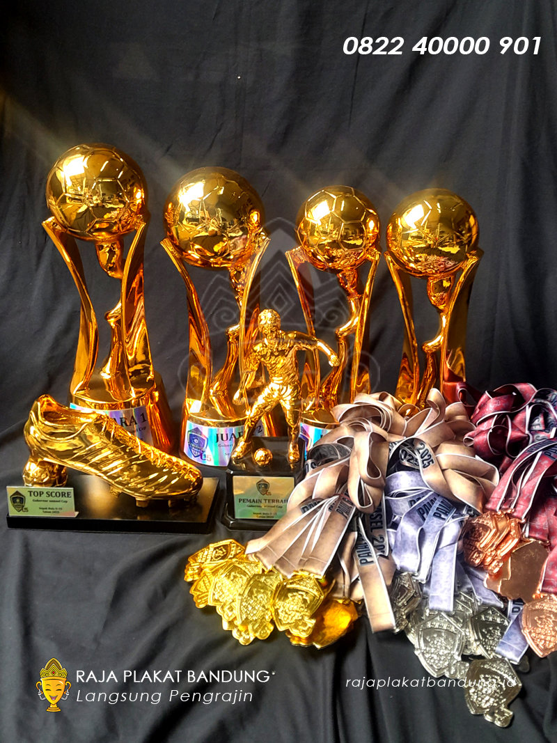piala gubernur sumsel, piala barati cup, piala sepakbola, piala bola, piala kejuaraan sepakbola, piala turnamen sepakbola, piala sepakbola custom, piala olahraga sepakbola, piala lomba sepakbola, piala sepakbola akrilik, piala sepakbola resin, piala sepakbola logam, miniatur logam, miniatur logam custom, miniatur logam premium, miniatur patung logam, miniatur monumen logam, miniatur landmark logam, miniatur logam instansi, miniatur logam perusahaan, miniatur souvenir logam, miniatur pajangan logam, piala logam, piala logam custom, piala logam premium, piala logam elegan, piala logam penghargaan, piala logam kejuaraan, piala logam stainless, piala logam kuningan, piala logam eksklusif, piala logam perusahaan