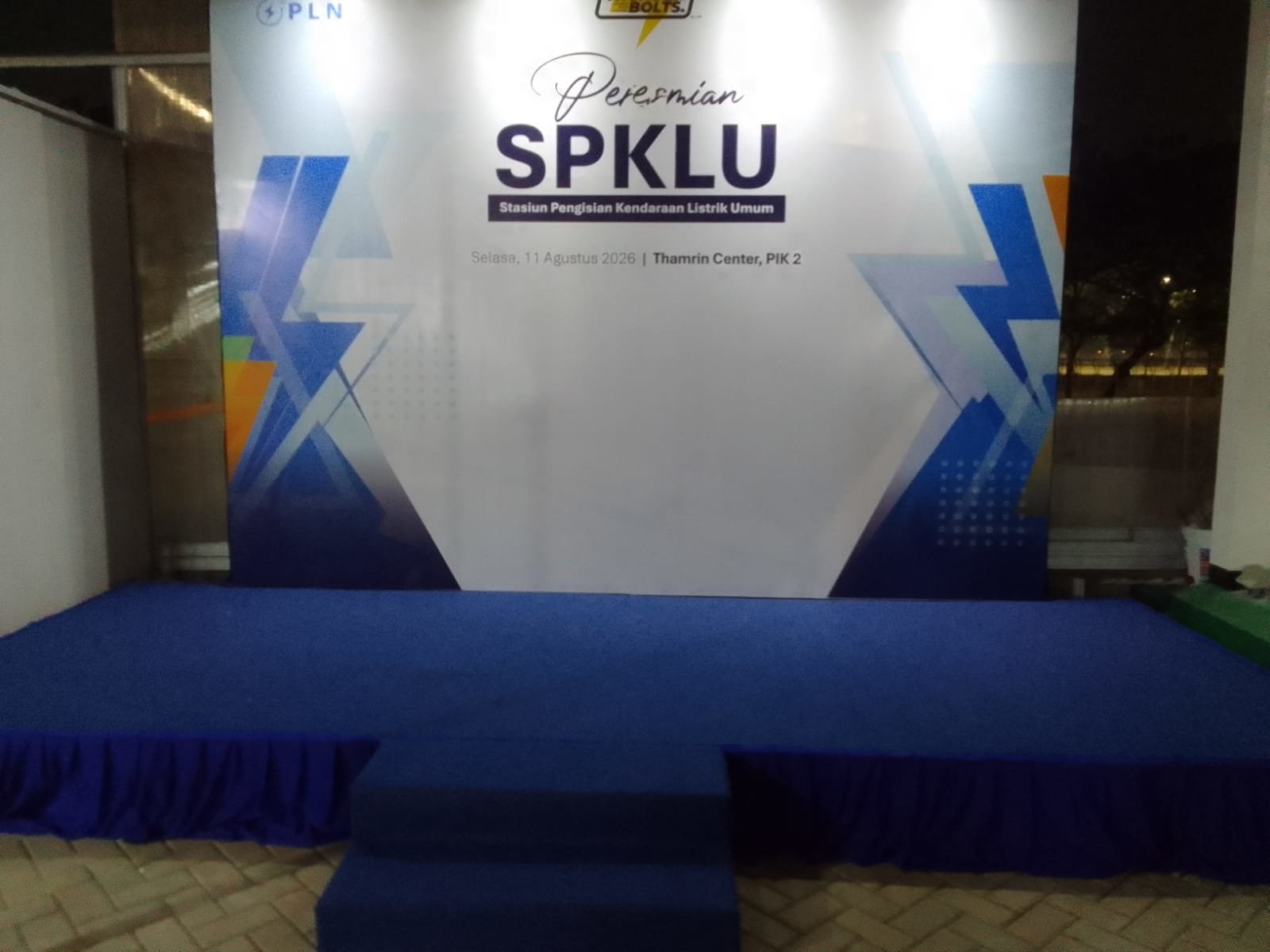 img-1787813904.jpg