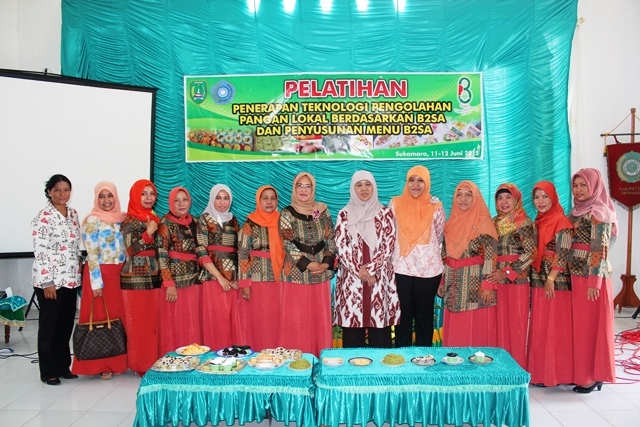 Kabupaten Sukamara Mengubah Singkong Menjadi Aneka Olahan Pangan Istimewa