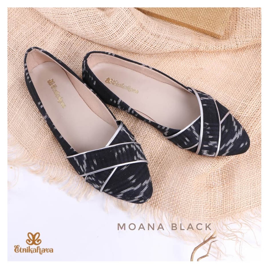 Moana Tenun Black Flats