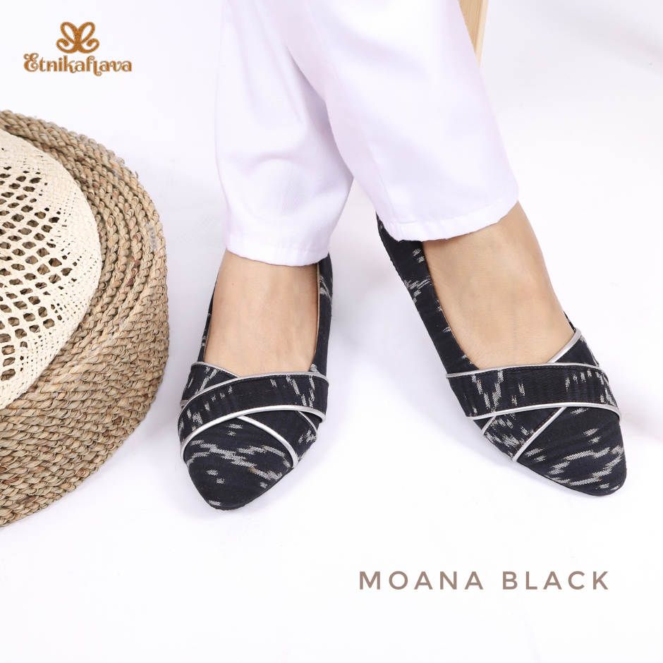 Moana Tenun Black Flats