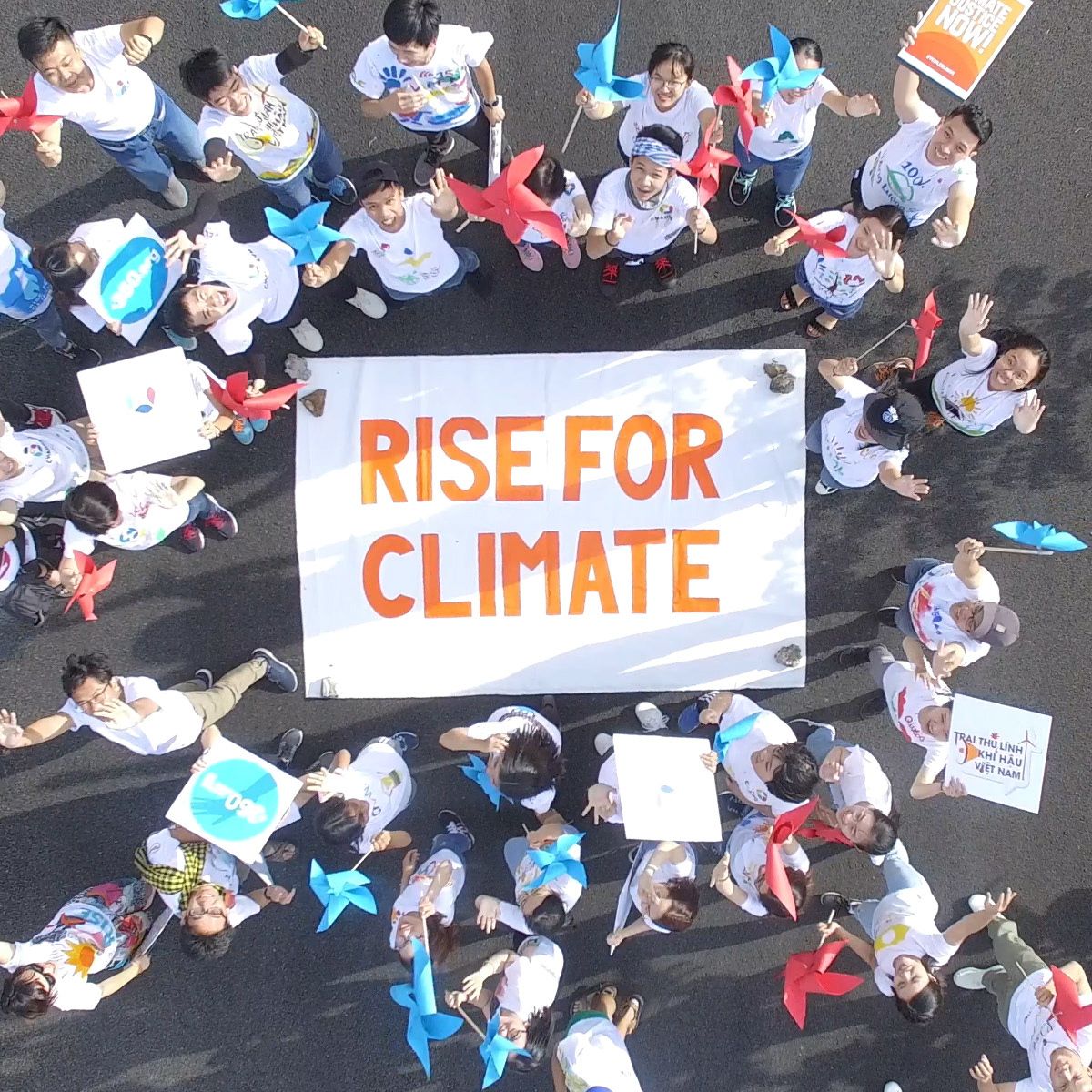 TERIMA KASIH INDONESIA! #RiseforClimate: 900+ Actions on 7 Continents
