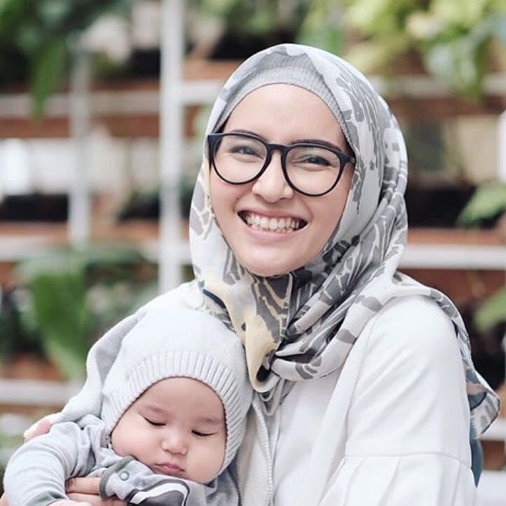 Nomer Resi Pengiriman Kacamata Branded Online Per Tanggal 10 Mei 2018