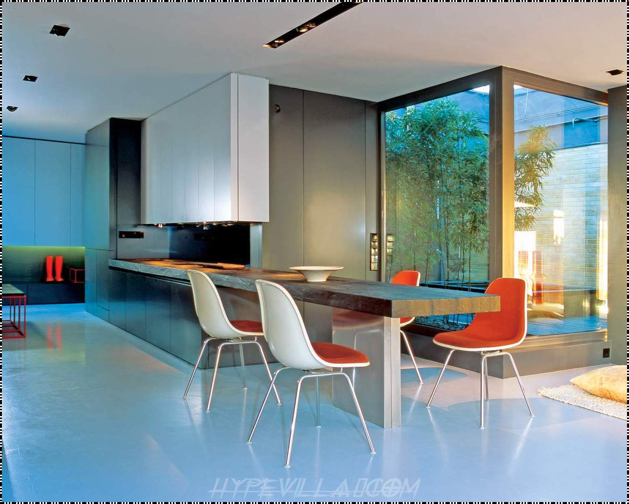 Modern Dining Room Interior Design