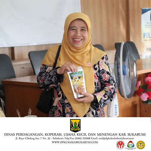 PELATIHAN BISNIS ONLINE TAHAP II, KETUA DEKRANASDA; UKM HANDAL PERKUAT PEREKONOMIAN BANGSA