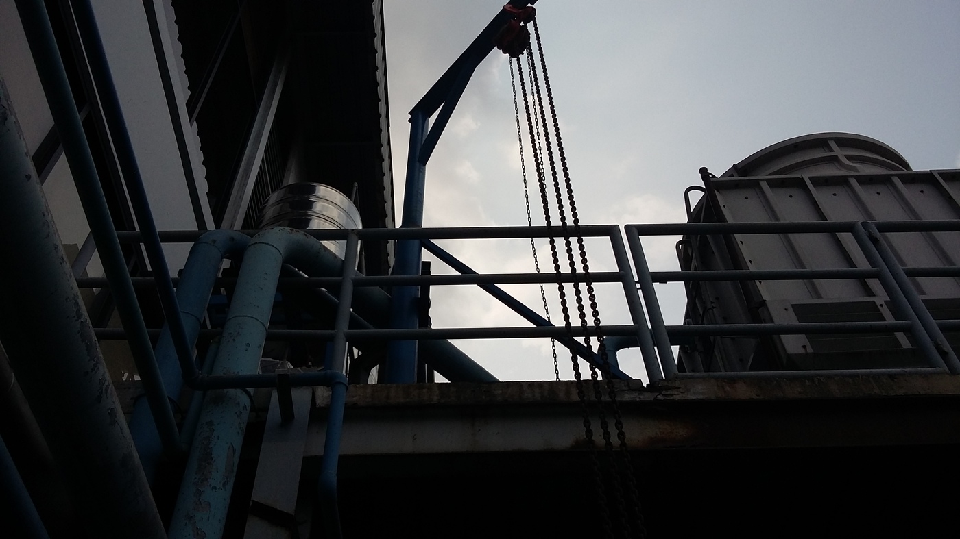 Instal Pompa Cooling Tower