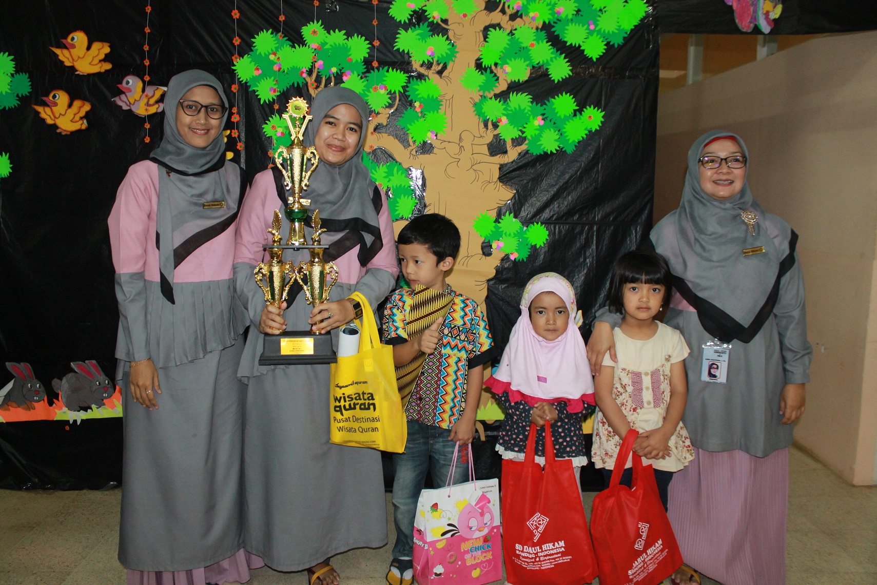 img-1490937337.jpg