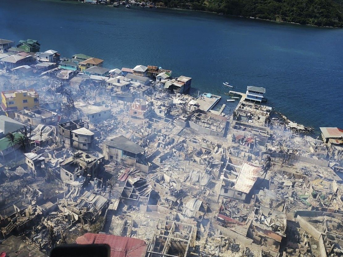 Kebakaran di Guanaja, Honduras Hanguskan 90 Rumah