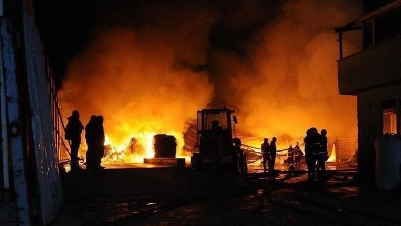 Kebakaran Kilang Minyak di Kuwait, 2 Orang Pekerja Tewas