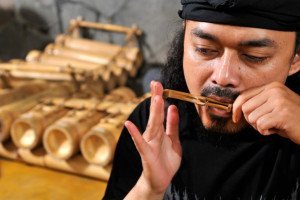 Mengenal Alat Musik Tradisional Khas Bandung Yuk!