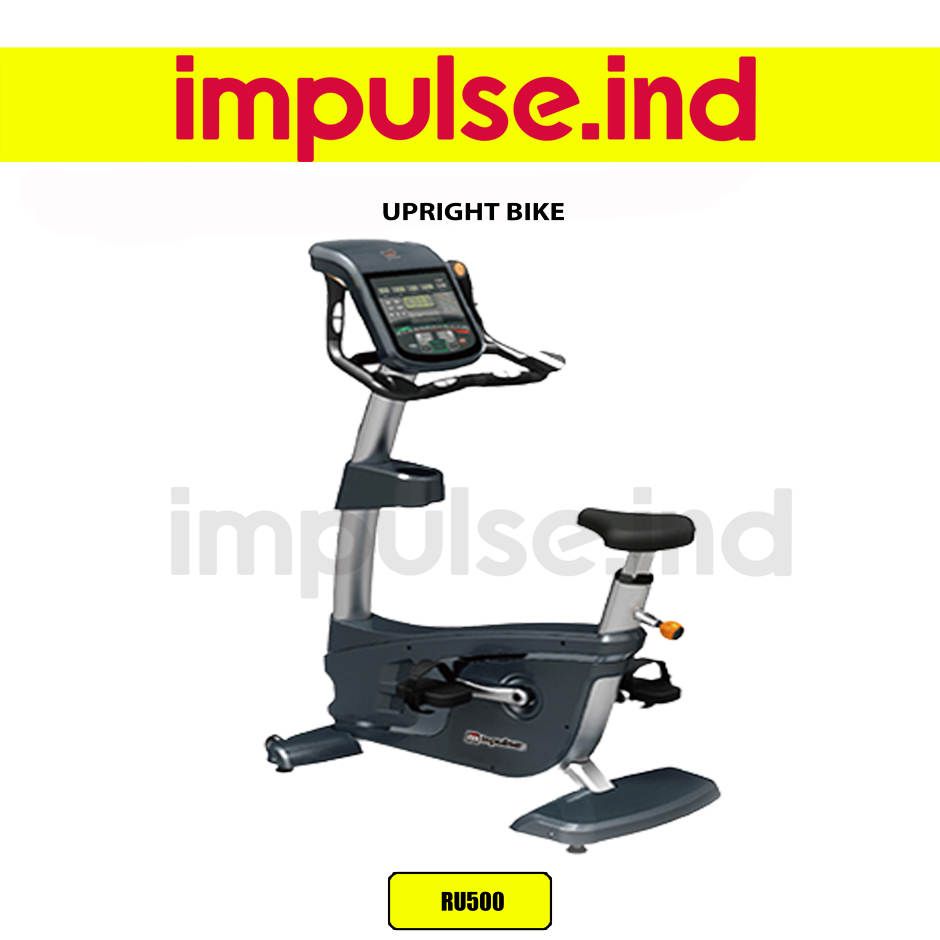 RU700 UPRIGHT BIKE