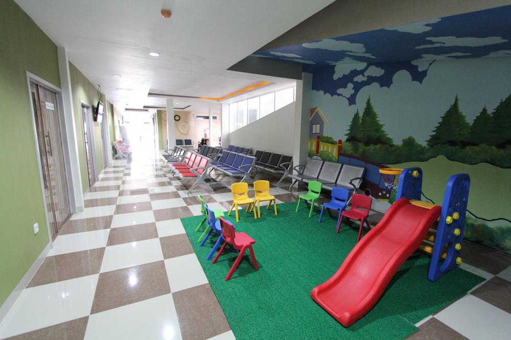 img-1462871700.jpg