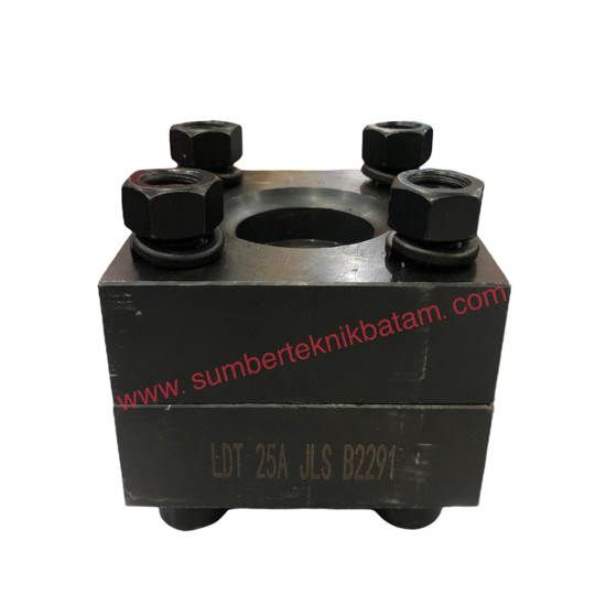 SQUARE FLANGE