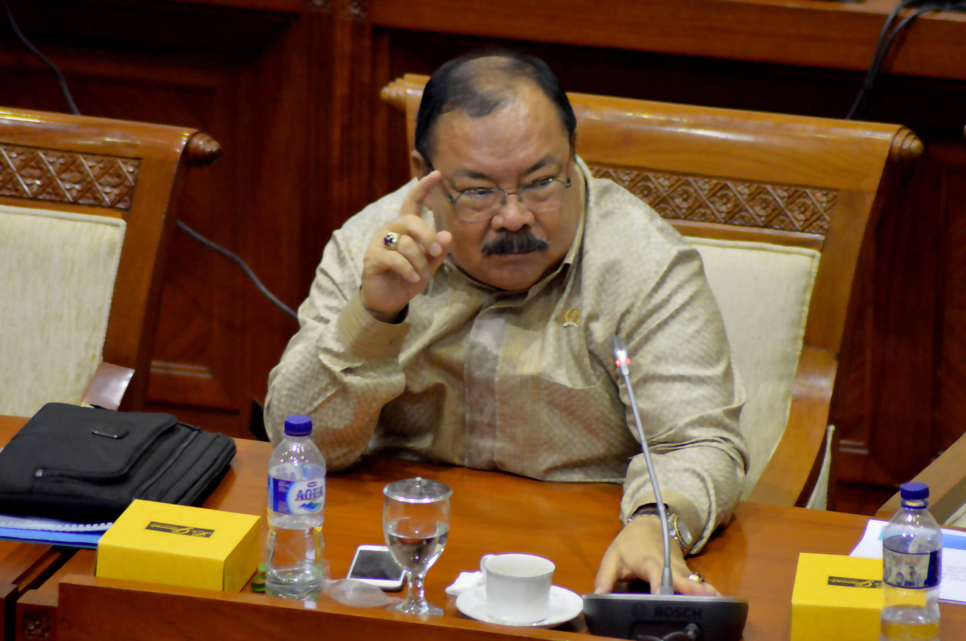 KPI harus tegas dalam memberikan teguran dan sanksi bagi pelanggar siaran